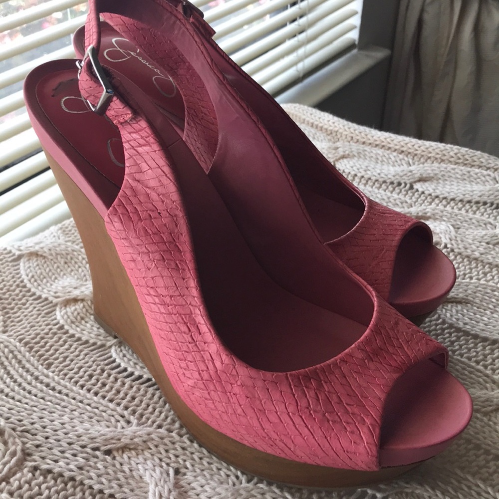 Jessica Simpson salmon colored wedge sandals